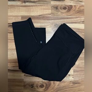 LIKE NEW Lululemon swift speed High Rise Crop 21 Black sz 18 leggings